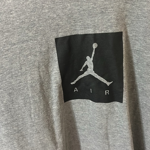 Jordan Long sleeve shirt- Size XLT - Picture 2 of 6
